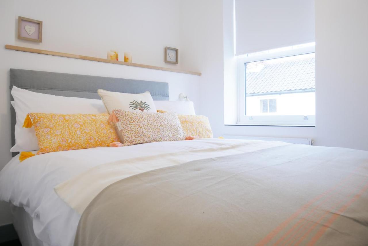 Sunset View, 2 Bedrooms In The Heart Of Holt With Parking Zewnętrze zdjęcie